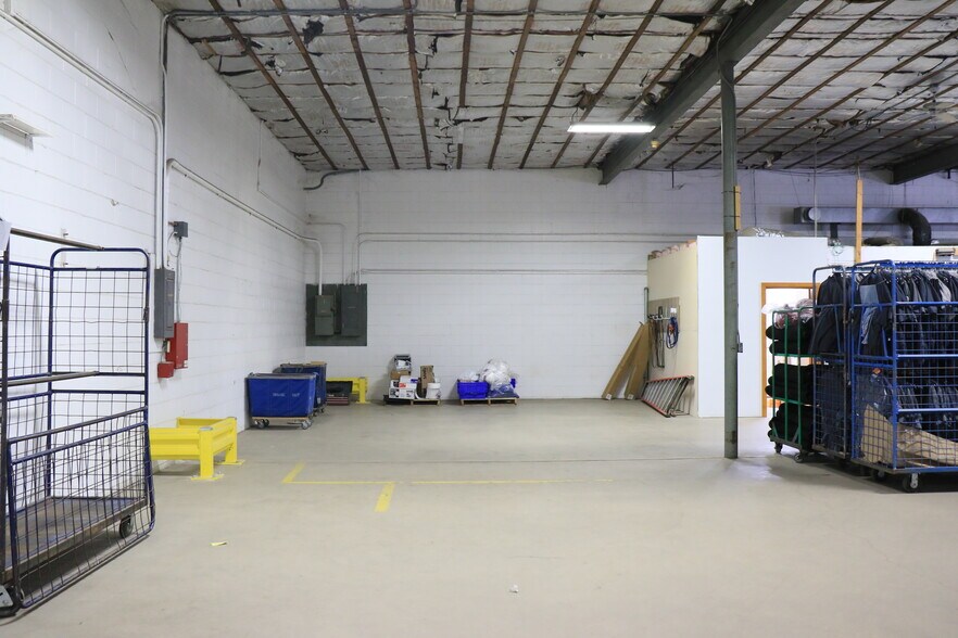 More Photos Of 218 Clay St, Jasper Flex For Lease