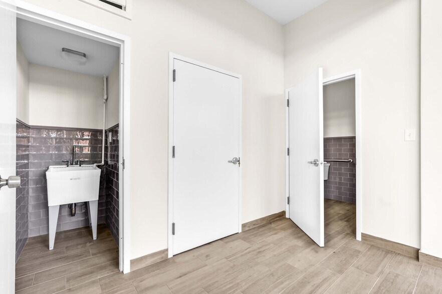 More Photos Of 405-407 Gates Ave, Brooklyn Loft Creative Space For Lease