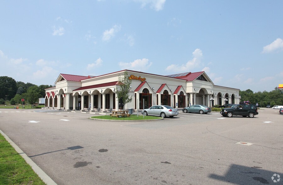 More Photos Of 273 Clarks Falls Rd, North Stonington Truck Stop For Lease