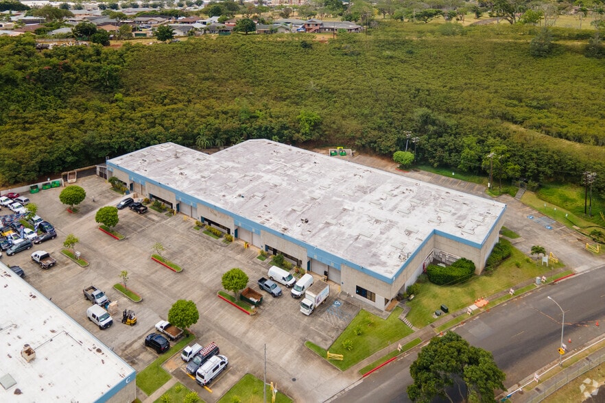 More Photos Of 96-1173 Waihona St, Pearl City Warehouse For Lease