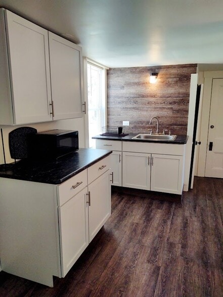 More Photos Of 22 Chestnut St, Brattleboro Apartments For Sale