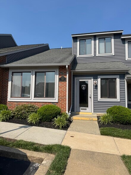 More Photos Of 5181 W Woodmill Dr, Wilmington Office For Lease