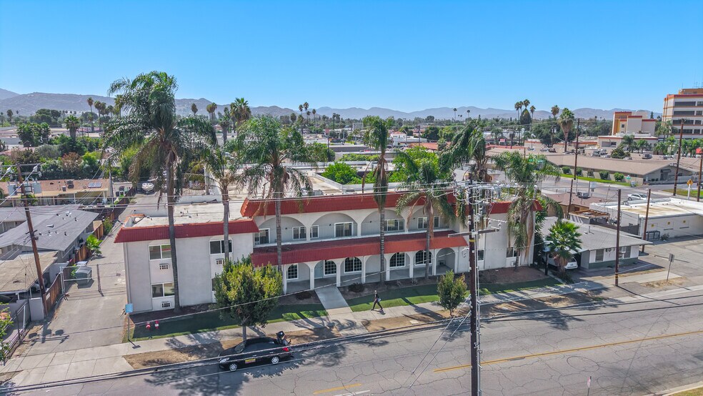 More Photos Of 1353 E Devonshire Ave, Hemet Assisted Living For Sale