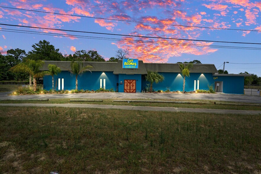 More Photos Of 299 E Gulf To Lake Hwy, Lecanto Storefront For Sale