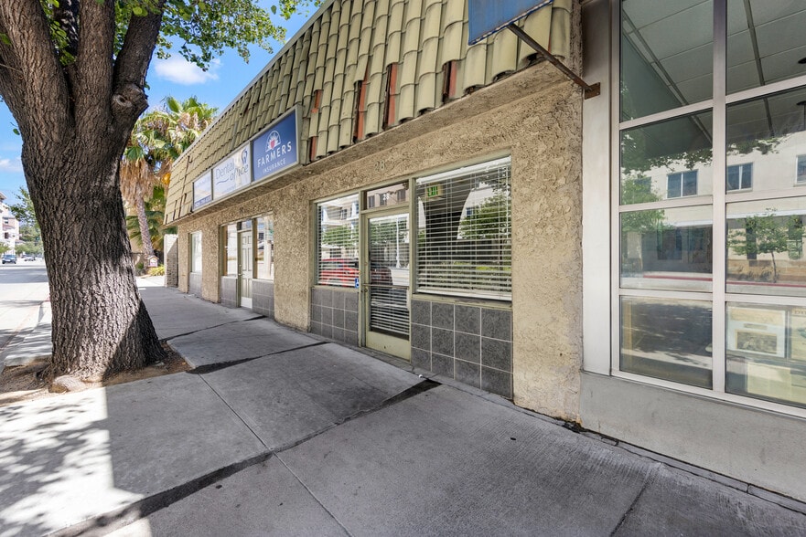 Primary Photo Of 28 N Los Robles Ave, Pasadena Office For Lease