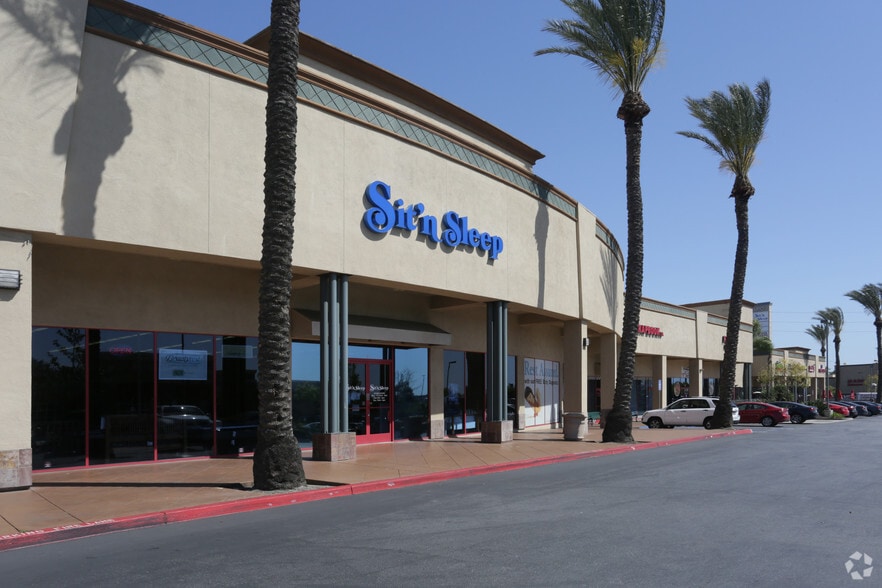 More Photos Of 990 Ontario Mills Dr, Ontario Unknown For Lease