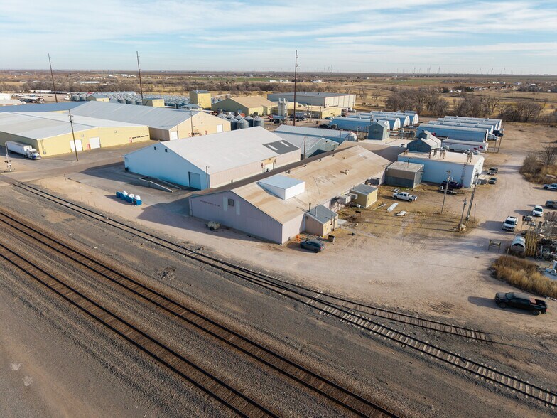 More Photos Of 225 Lawton Ave, Hereford Manufacturing For Sale