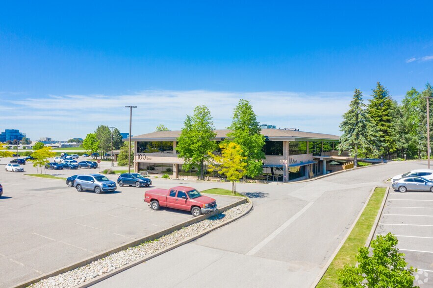 More Photos Of 100 Renfrew Dr, Markham Office For Lease