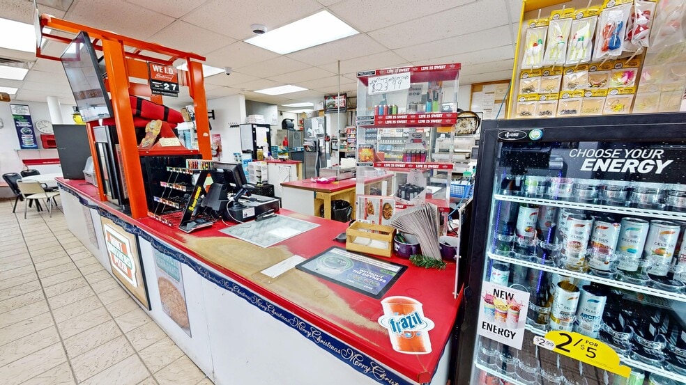 More Photos Of 1200 Castle Rock St, Quinter Service Station For Sale