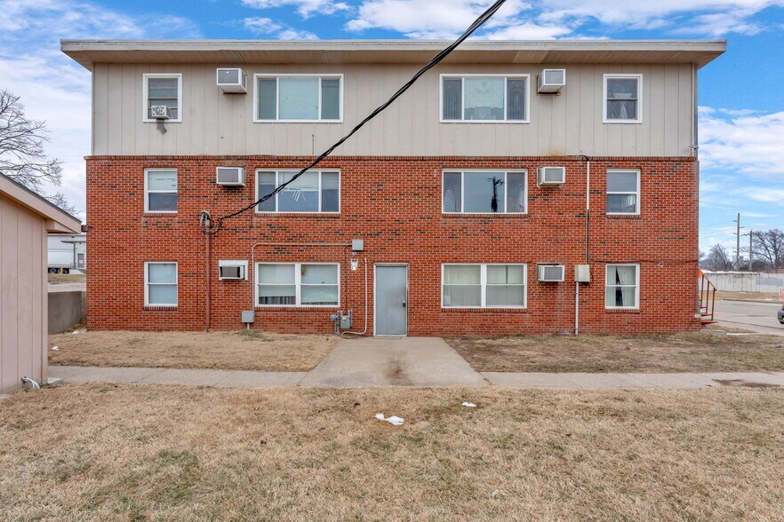 More Photos Of , Topeka Multifamily For Sale