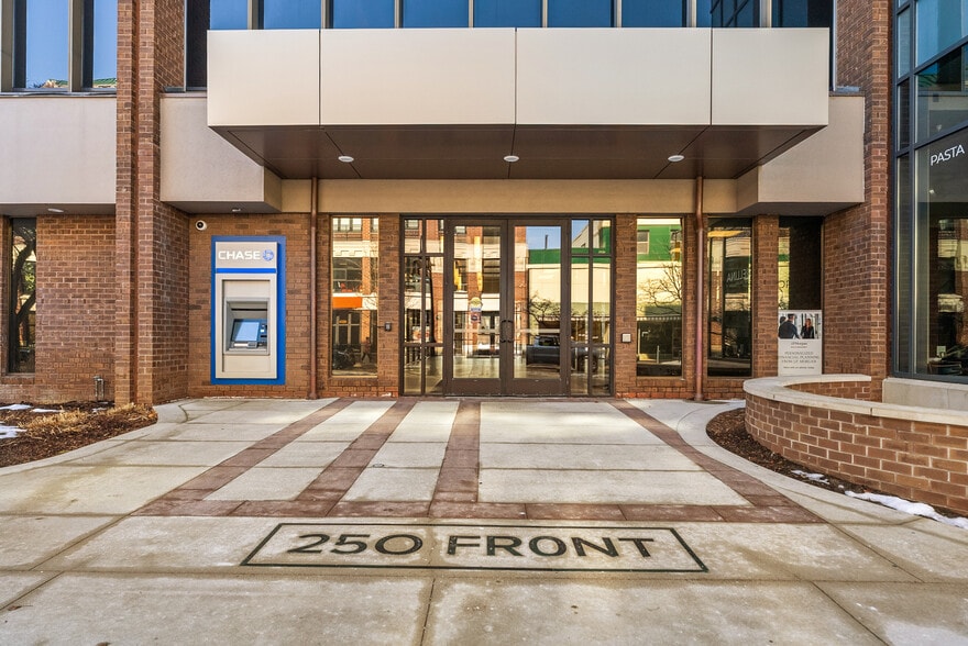 More Photos Of 250 E Front St, Traverse City Office For Lease