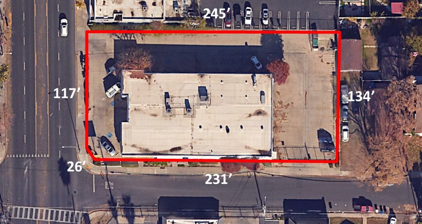 More Photos Of 1004 Mchenry Ave, Modesto Freestanding For Lease