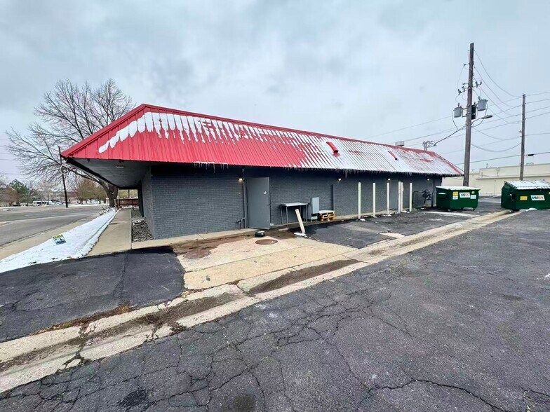 More Photos Of 9604 Ralston Rd, Arvada Restaurant For Sale