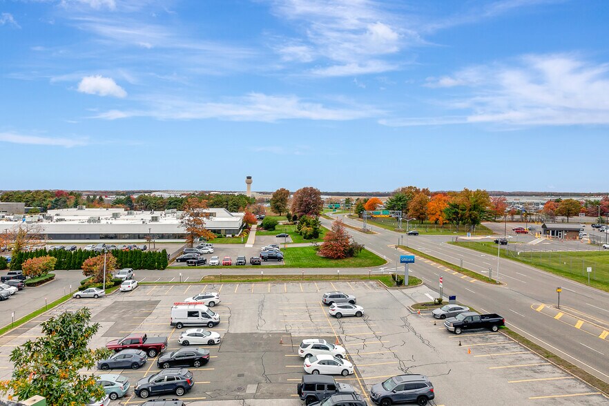 More Photos Of 4175 Veterans Memorial Hwy, Ronkonkoma Office Residential For Lease