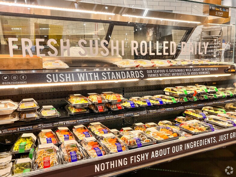 More Photos Of 73-111 S Elliott Rd, Chapel Hill Storefront For Lease