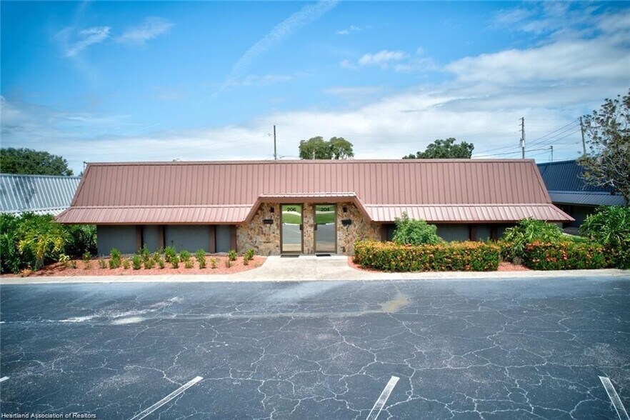 More Photos Of 204-206 W Interlake Blvd, Lake Placid Medical For Sale
