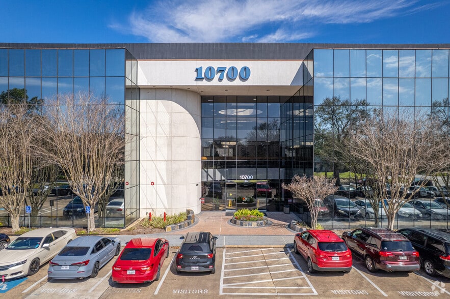More Photos Of 10700 Richmond Ave, Houston Office For Lease