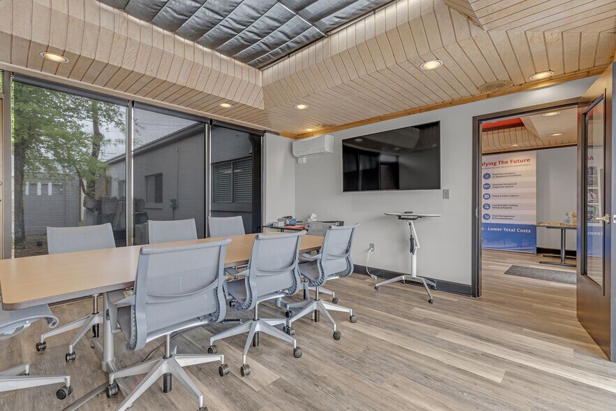 More Photos Of 2617 Grandview Ave, Nashville Office For Lease