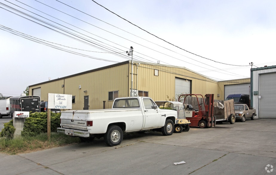 Primary Photo Of 1555 Mansfield St, Santa Cruz Service For Lease