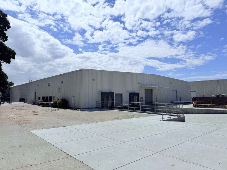More Photos Of 1730 Sabre St, Hayward Warehouse For Lease