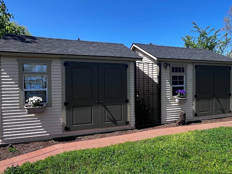 More Photos Of 236 SE Stephens St, Roseburg Hospitality For Sale