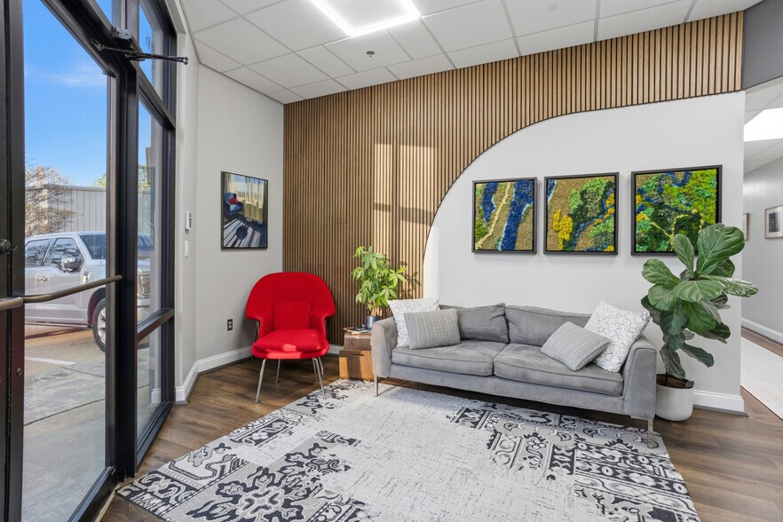 More Photos Of 206 Park Ct, Ridgeland Flex For Sale