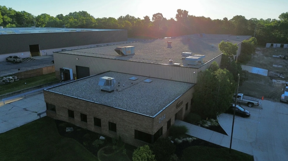 Primary Photo Of 244 Rex Blvd, Auburn Hills Warehouse For Sale