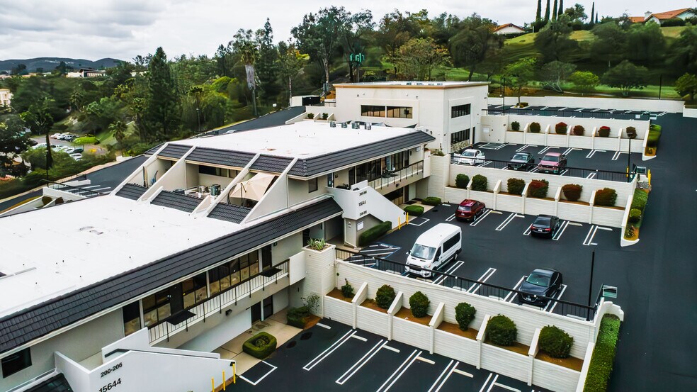More Photos Of 15644 Pomerado Rd, Poway Medical For Sale