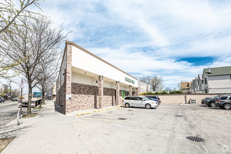 More Photos Of 11553 Sutphin Blvd, Jamaica Storefront For Lease