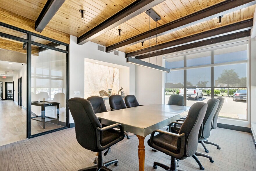 More Photos Of 1645 Greens Prairie Rd W, College Station Office For Lease