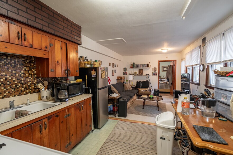 More Photos Of 447-449 NY-31, Bridgeport Apartments For Sale