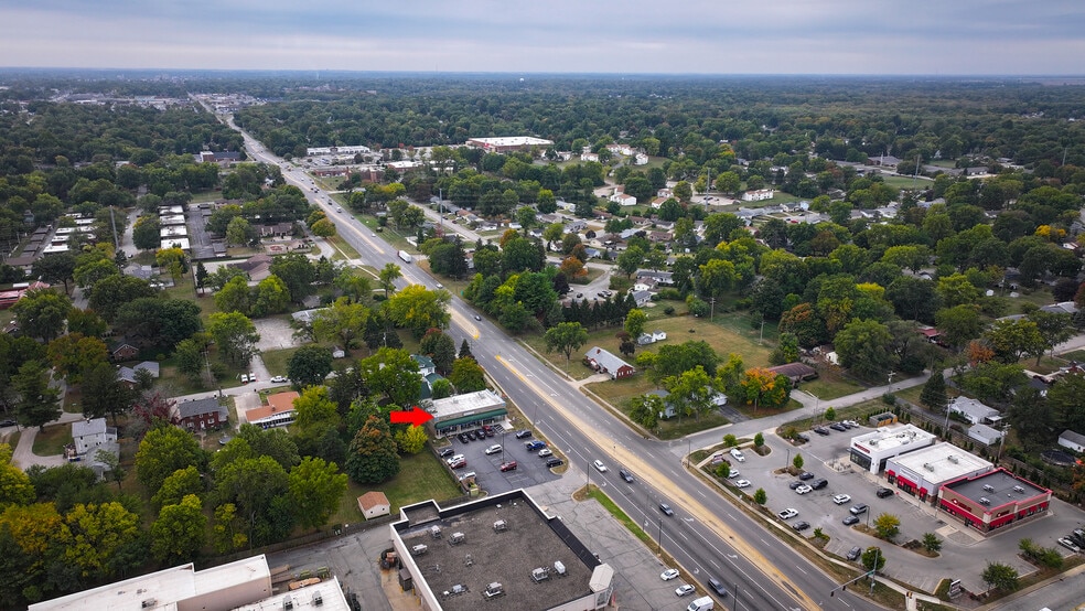 More Photos Of 215 E Ash Ave, Decatur Unknown For Lease