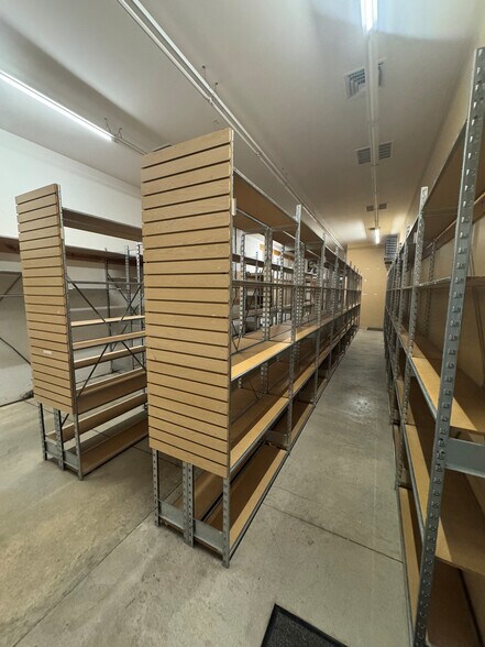 More Photos Of 2010-2020 E 1st St, Pratt Storefront For Sale