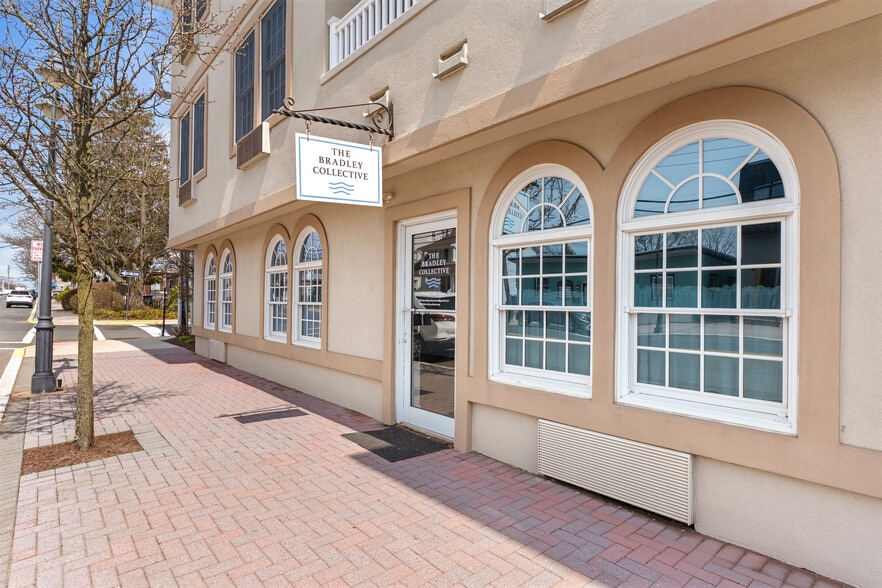 Primary Photo Of 2 Main St, Bradley Beach Medical For Sale