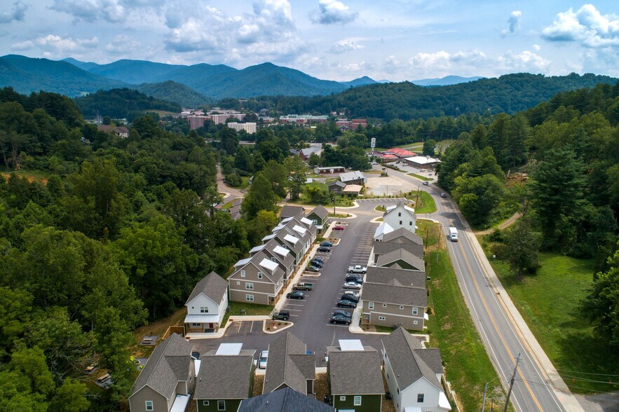 More Photos Of 4616 Little Savannah Rd, Cullowhee Apartments For Sale
