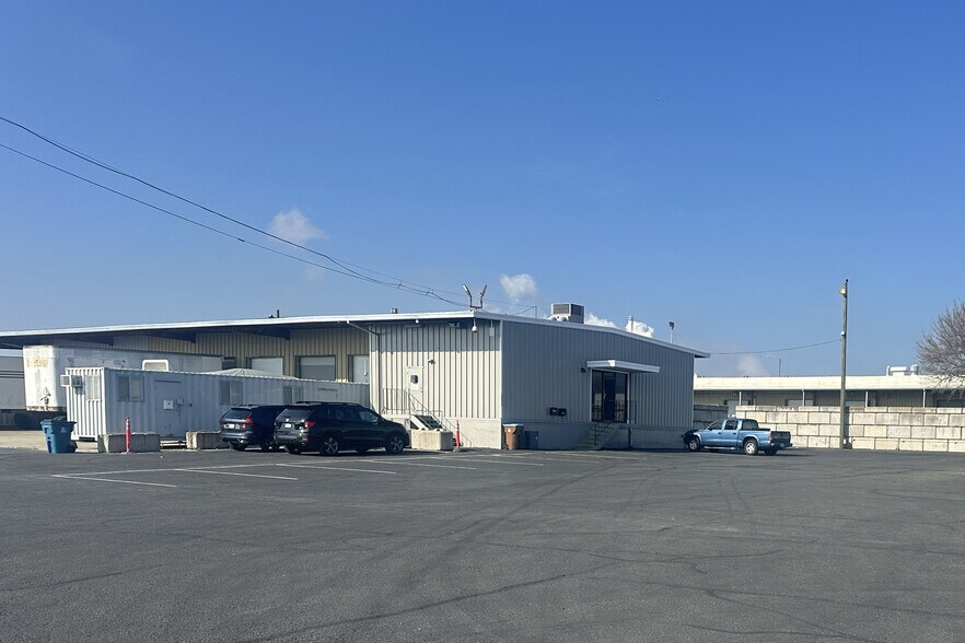 More Photos Of 3872 Sprig Dr, Benicia Distribution For Lease