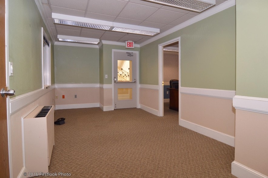 More Photos Of 213 Taunton Ave, Seekonk Hospitality For Sale