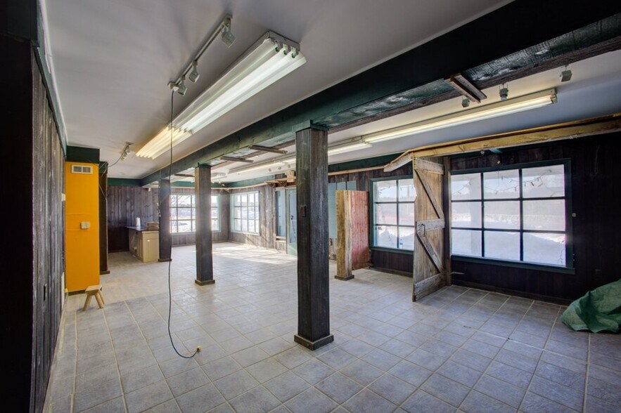 More Photos Of 506206 Highway 89, Mono General Retail For Sale