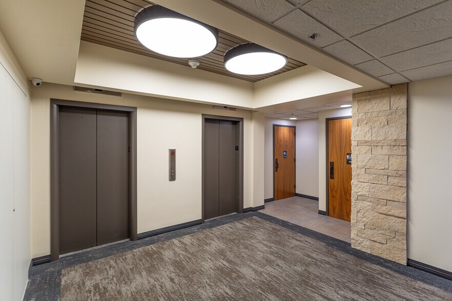 More Photos Of 21 3rd St N, Great Falls Loft Creative Space For Lease