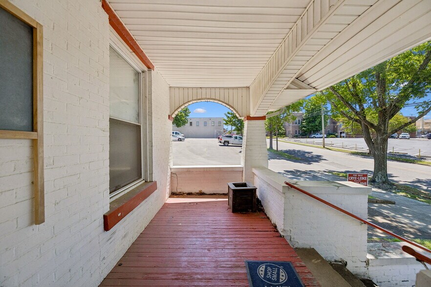 More Photos Of 270 Central Ave, Cleveland Storefront Retail Residential For Sale