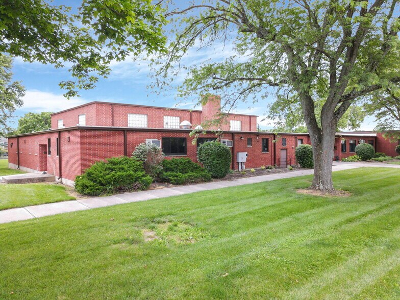 More Photos Of 702 Albert St, Englewood Schools For Sale