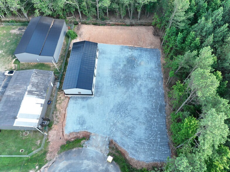 More Photos Of 131 Extended Ln, Anderson Light Distribution For Lease