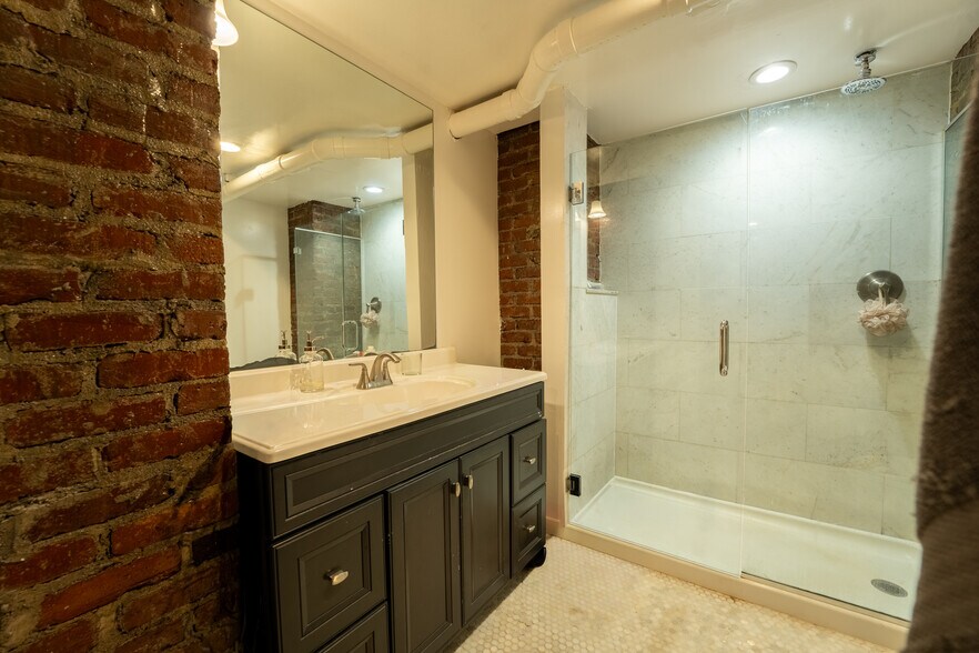More Photos Of 742 Monroe Dr, Atlanta Apartments For Sale