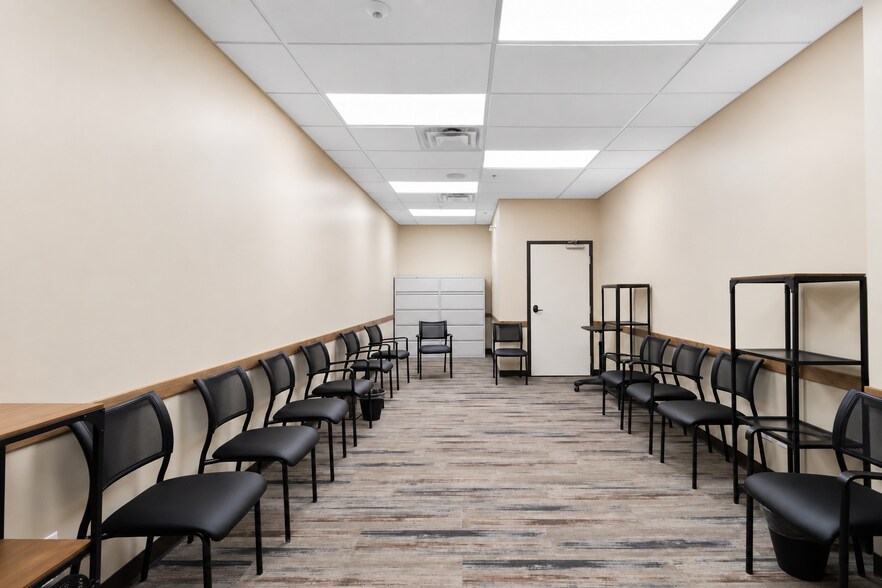 More Photos Of 450 Ordze Rd, Sherwood Park Storefront Retail Office For Sale