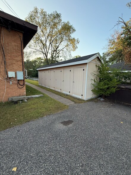 More Photos Of 5035 3rd St NE, Minneapolis Apartments For Sale