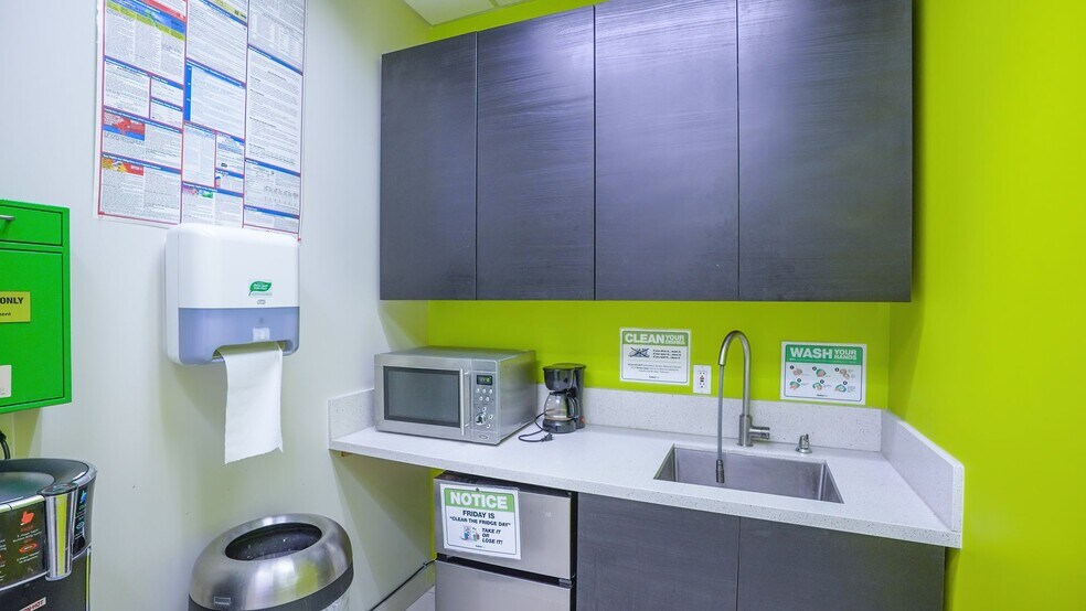 More Photos Of 8175 E Kaiser Blvd, Anaheim Coworking Space