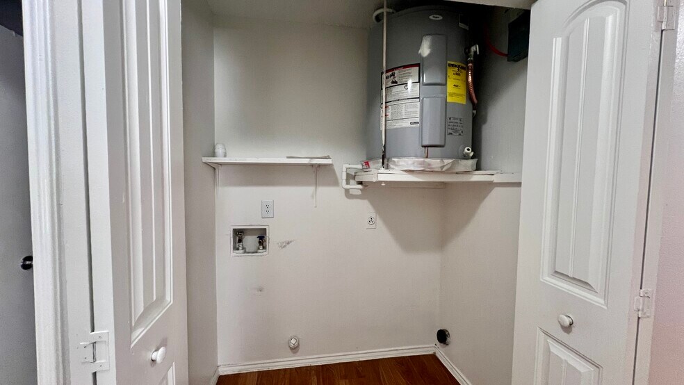 More Photos Of 804 Station St, Converse Multifamily For Sale