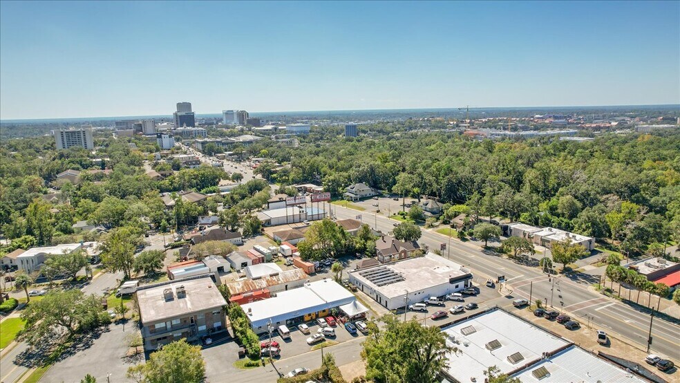 More Photos Of 919 N Monroe St, Tallahassee Freestanding For Lease