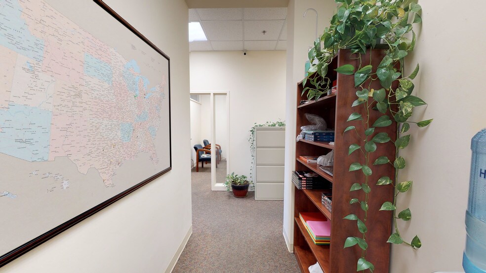 More Photos Of 150 Kendall Point Dr, Oswego Manufacturing For Lease