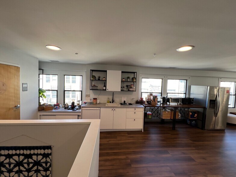 More Photos Of 1469 Pacific Ave, San Francisco Light Manufacturing For Sale